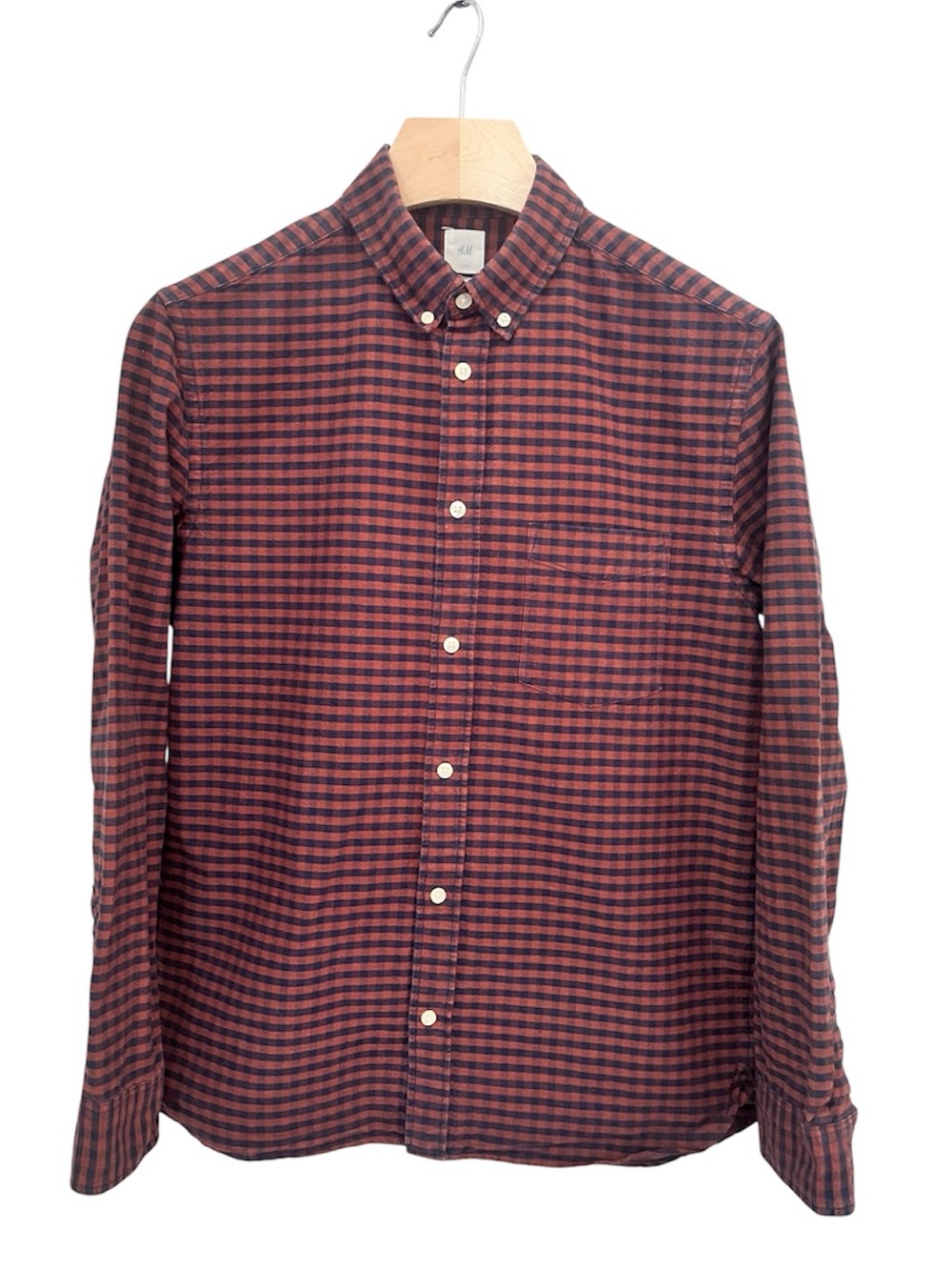 H&M Men's Button-Down gingham Shirt in Burgundy and Navy